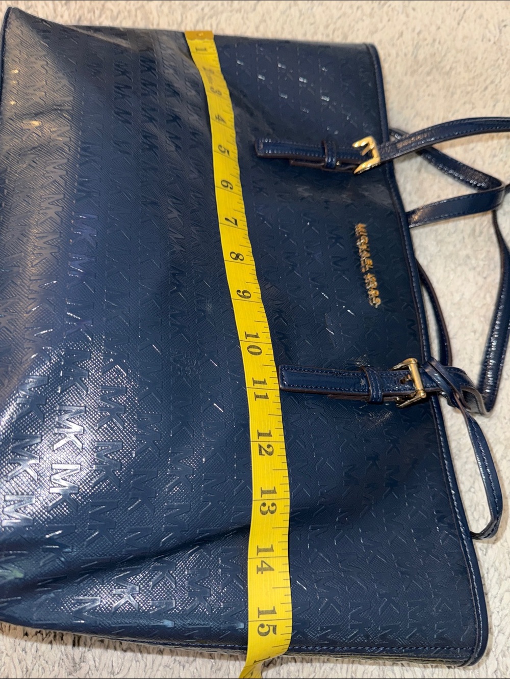 Michael Kors Navy Embossed MK jet set Tote luxury business casual cozy feminine - Picture 11 of 12